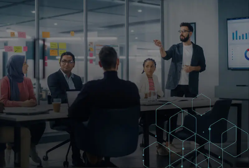 Estudiantes de los cursos de Gestión y Negocios